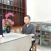 Nhà Văn Hà Mạnh Phong